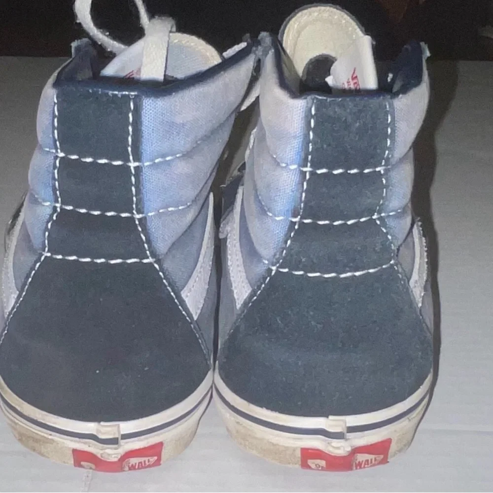 Van’s women’s Sk8-Hi Skate Core Classic Shoes Navy & Blue size 8